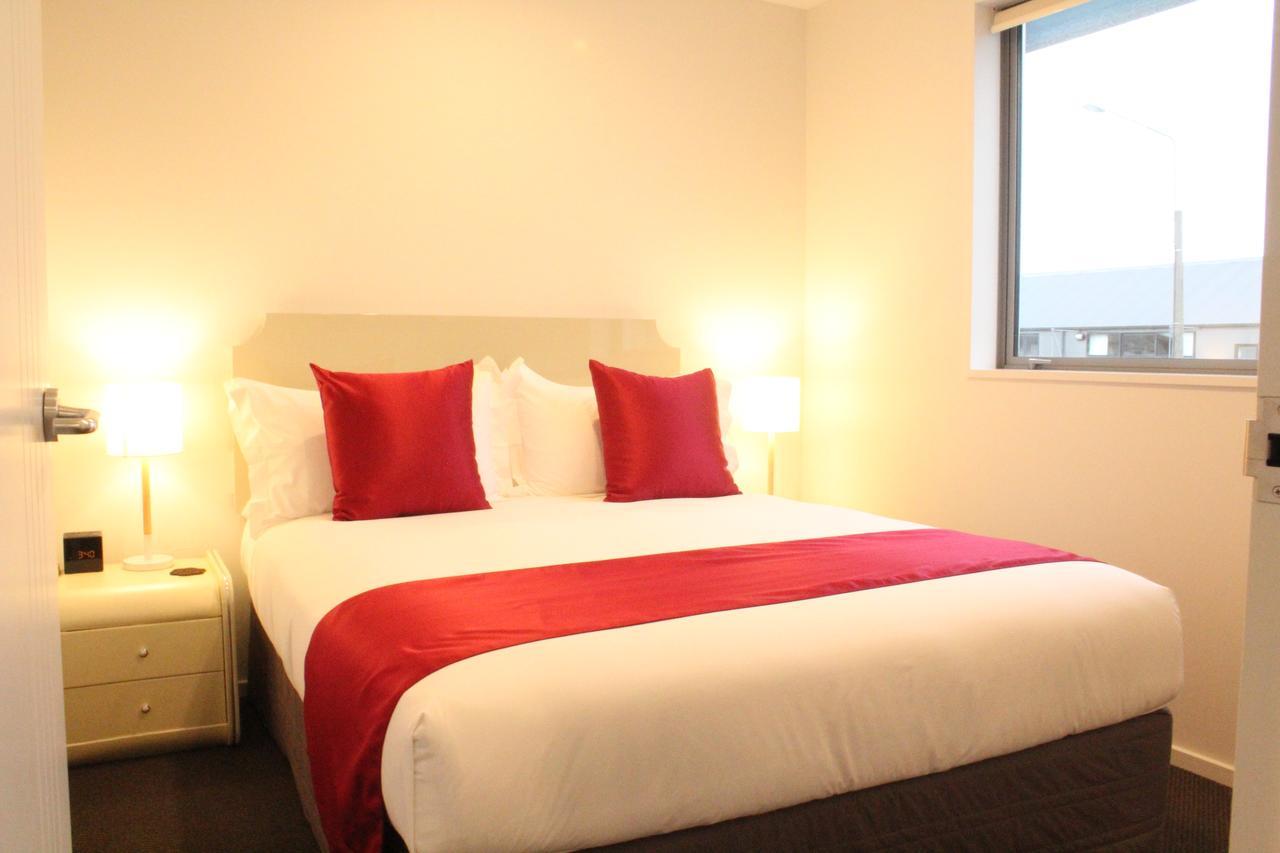 Bealey Plaza Motel Christchurch Luaran gambar A bed with a bed runner